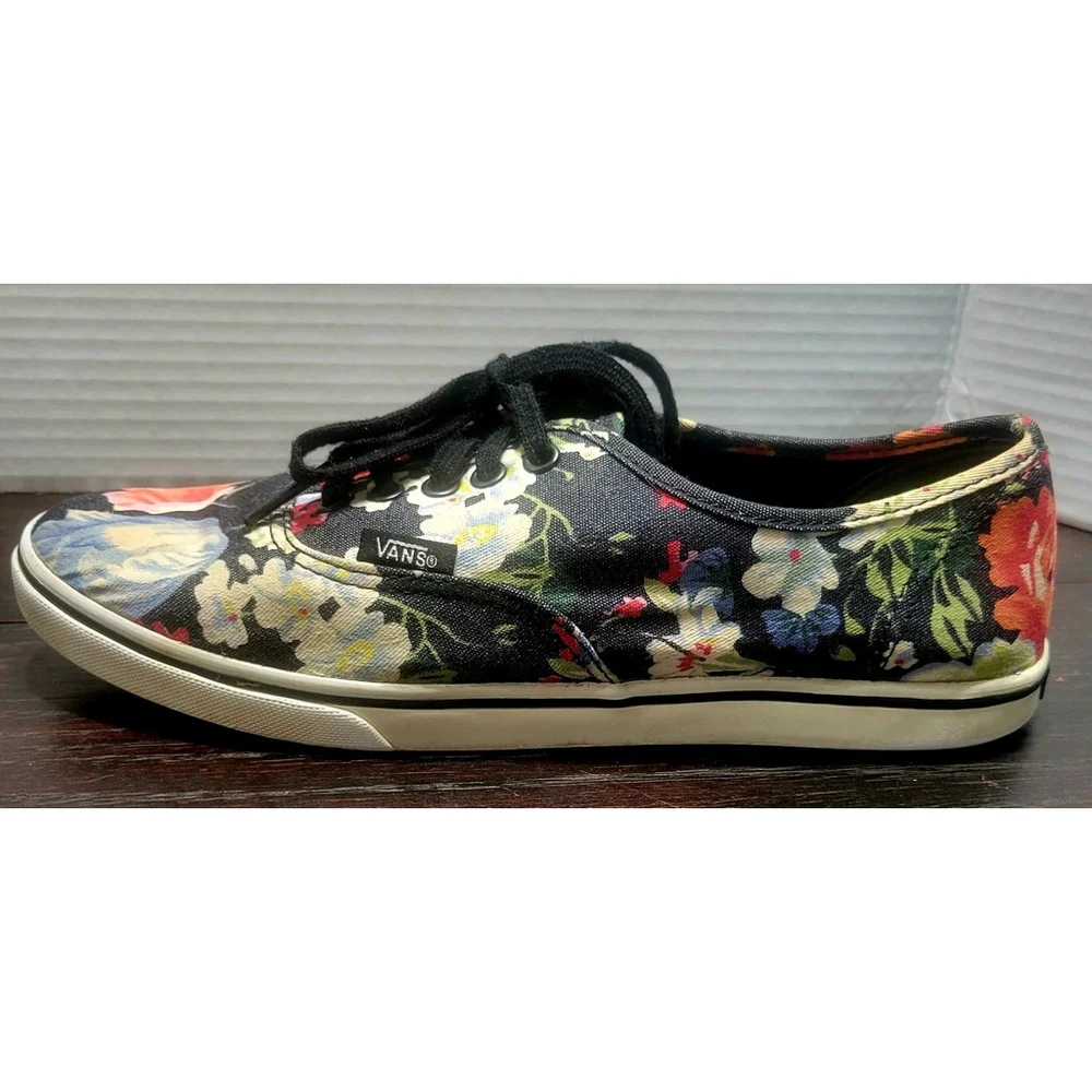 Vans Womens Old Skool Lo Pro Black Garden Floral Lace-Up Sneakers, Size 6.5